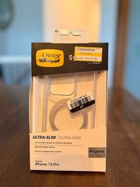 OtterBox Protective Phone Case iphone 15 pro